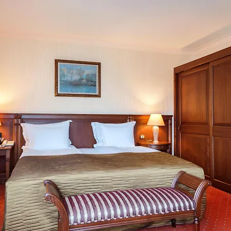 Hotell Crystal Palace Boutique