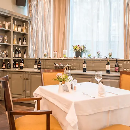 Crystal Palace Boutique 4* Sofia