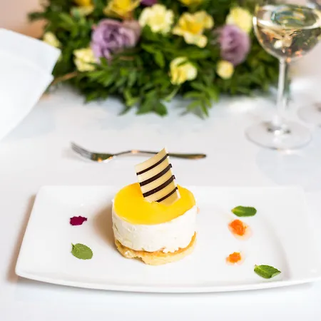 Hotell Crystal Palace Boutique