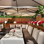 Crystal Palace Boutique 4*