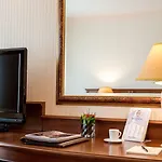 Crystal Palace Boutique 4*