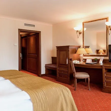 Hotel Crystal Palace Boutique 4*