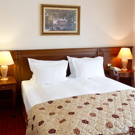 クリスタル パレス ブティック ソフィア