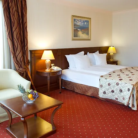 Hotel Crystal Palace Boutique 4*