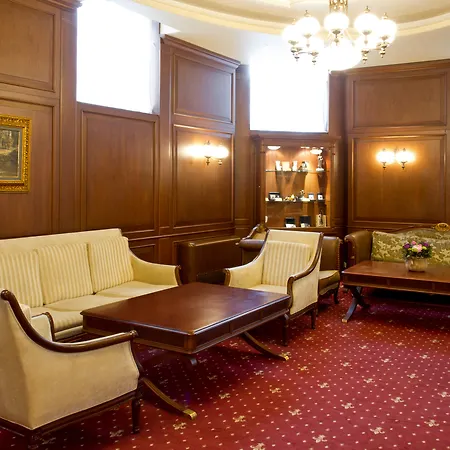 Crystal Palace Boutique Hotel