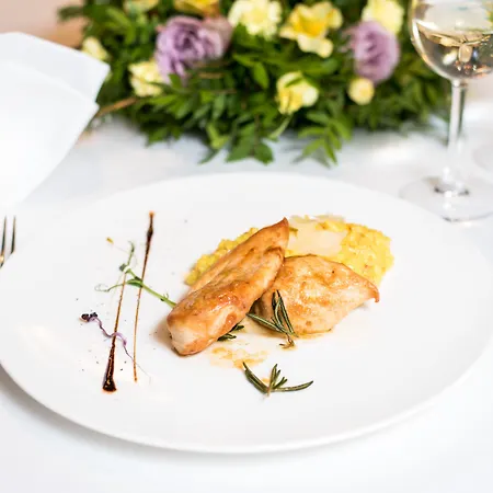 クリスタル パレス ブティック ソフィア