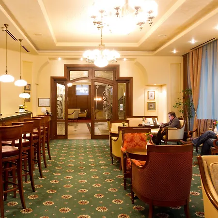 Crystal Palace Boutique