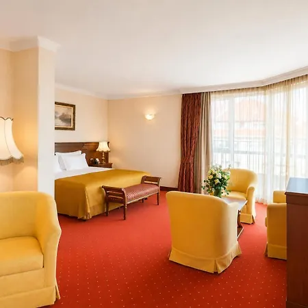 Crystal Palace Boutique Hotel