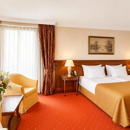 Crystal Palace Boutique Hotel 4*