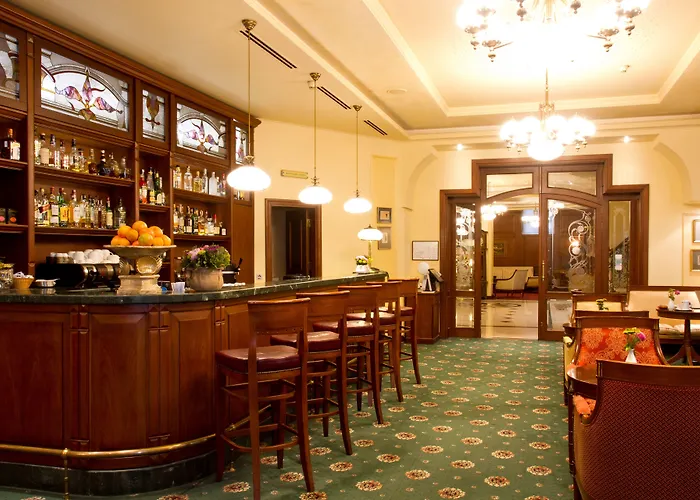 Хотел бутик кристал палас