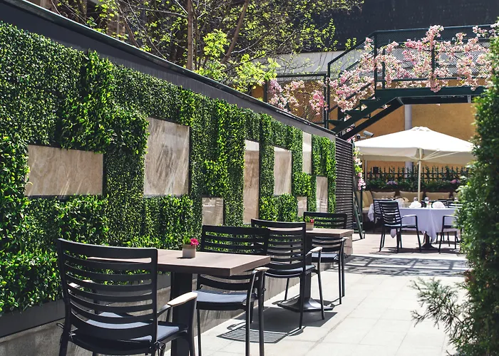 Хотел бутик кристал палас София