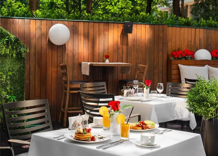 бутик кристал палас Хотел София