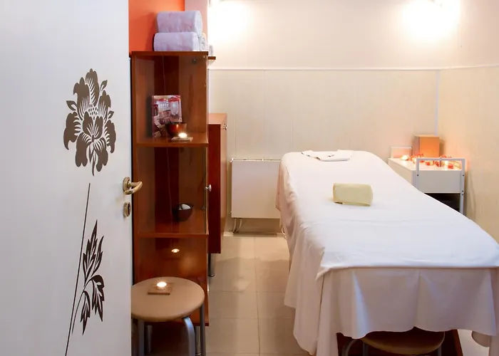 Crystal Palace Boutique Hotel