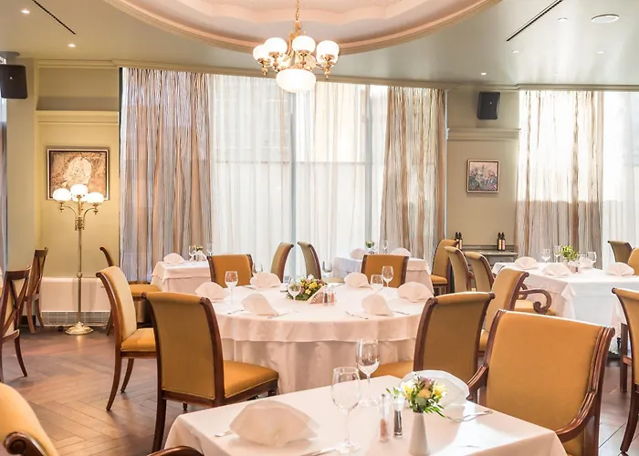 Crystal Palace Boutique Hotel 4*