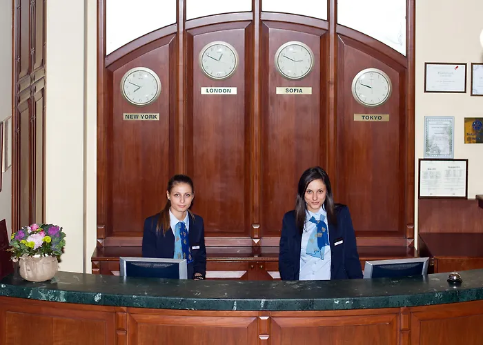 Crystal Palace Boutique 4*