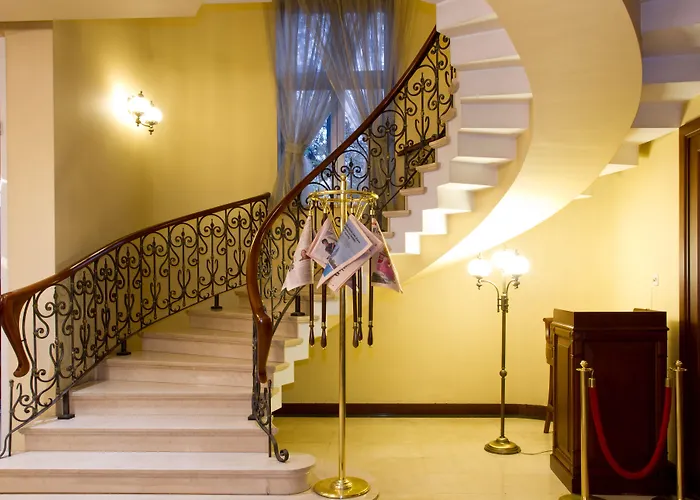 Crystal Palace Boutique