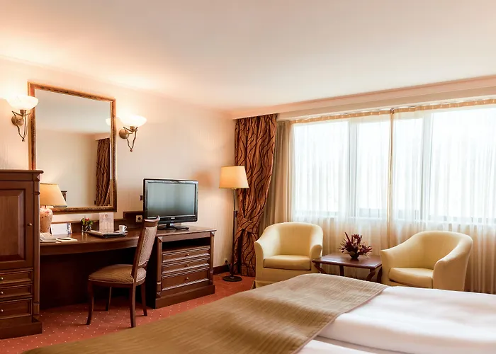 Crystal Palace Boutique