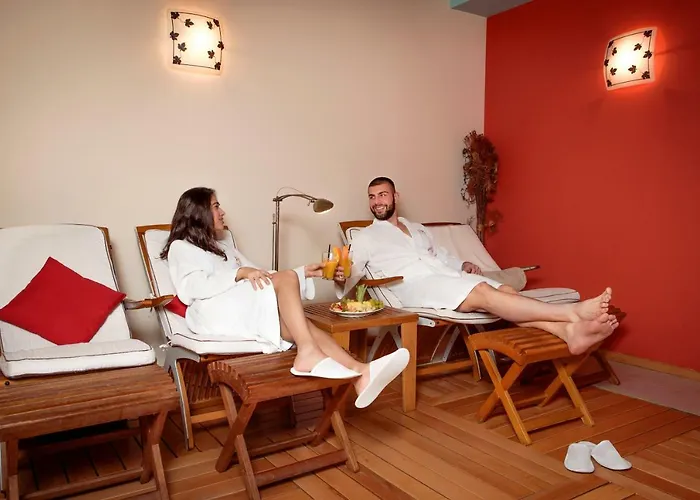 Crystal Palace Boutique 4*